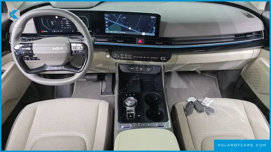 KIA CARNIVAL DIESEL 7-SEATER GRAVITY