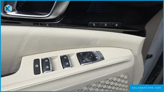 KIA CARNIVAL DIESEL 7-SEATER GRAVITY