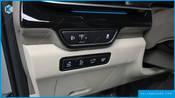 KIA CARNIVAL DIESEL 7-SEATER GRAVITY