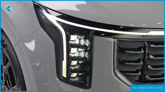 KIA CARNIVAL DIESEL 7-SEATER GRAVITY