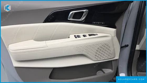 KIA CARNIVAL DIESEL 7-SEATER GRAVITY
