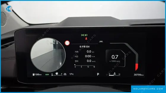 KIA CARNIVAL DIESEL 9-SEATER GRAVITY