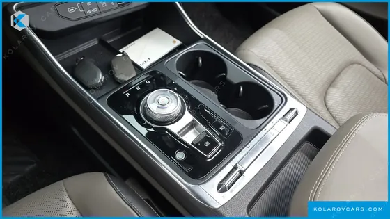 KIA CARNIVAL DIESEL 9-SEATER GRAVITY
