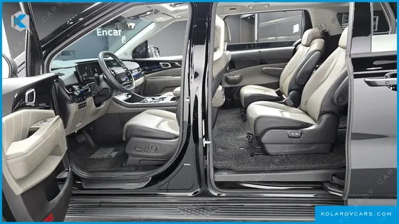 KIA CARNIVAL DIESEL 9-SEATER GRAVITY