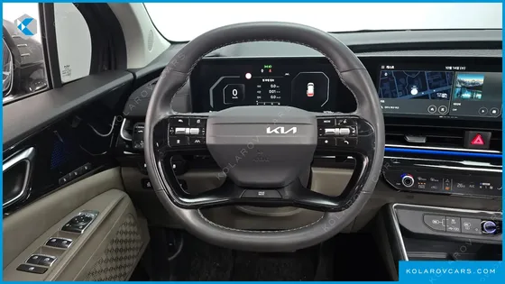 KIA CARNIVAL DIESEL 9-SEATER GRAVITY