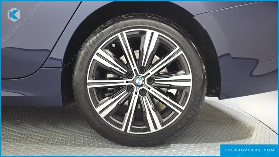 BMW 3 SERIES 320I