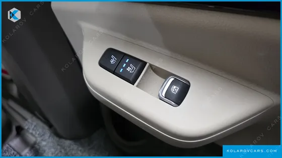 KIA CARNIVAL DIESEL 9-SEATER GRAVITY