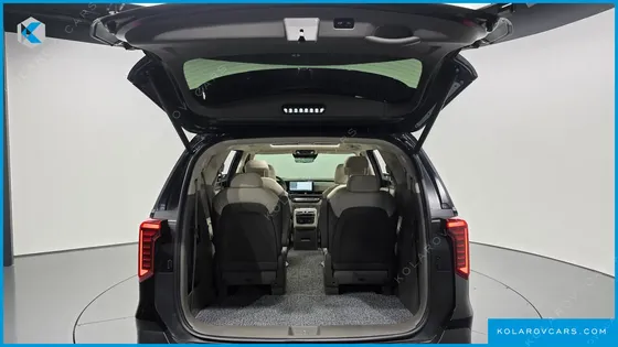 KIA CARNIVAL DIESEL 9-SEATER GRAVITY