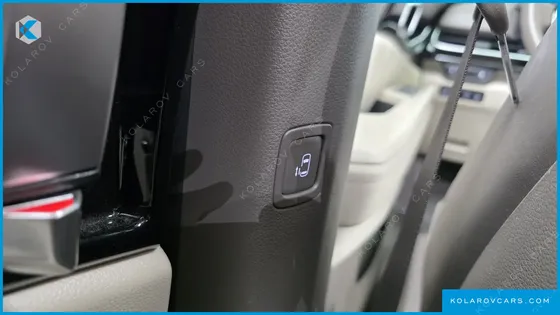 KIA CARNIVAL DIESEL 9-SEATER GRAVITY