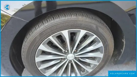 HYUNDAI GRANDEUR HG300 PREMIUM
