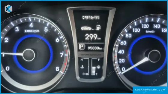 HYUNDAI GRANDEUR HG300 PREMIUM