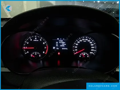 KIA K5 2.0 LPI RENTAL CAR