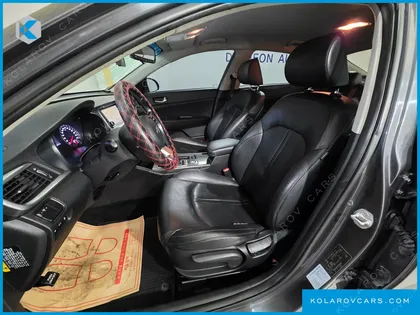 KIA K5 2.0 LPI RENTAL CAR