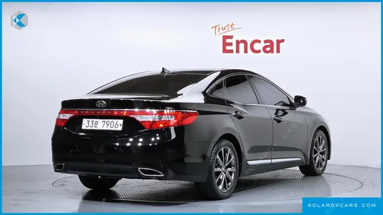 HYUNDAI GRANDEUR HG240 MODERN