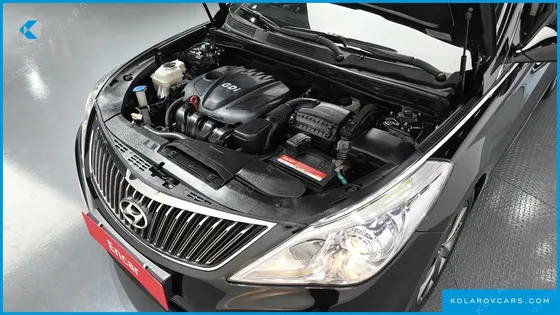 HYUNDAI GRANDEUR HG240 MODERN