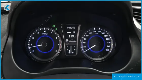 HYUNDAI GRANDEUR HG240 MODERN
