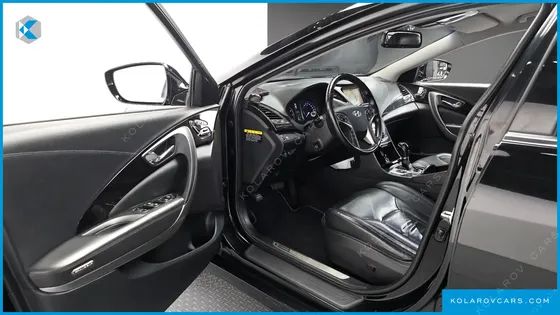 HYUNDAI GRANDEUR HG240 MODERN