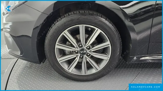 KIA K5 2.0 LPI RENTAL CAR