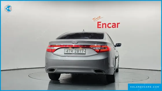 HYUNDAI GRANDEUR HG240 LUXURY