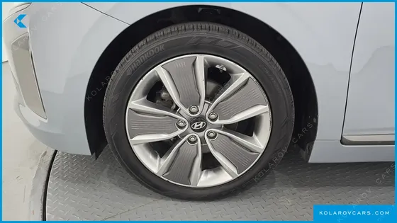 HYUNDAI IONIQ Q