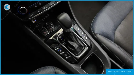 HYUNDAI IONIQ Q
