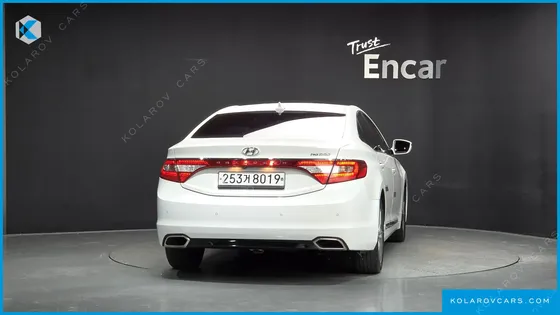 HYUNDAI GRANDEUR HG240 MODERN COLLECTION