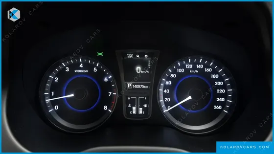 HYUNDAI GRANDEUR HG240 MODERN COLLECTION