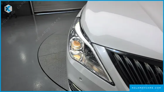 HYUNDAI GRANDEUR HG240 MODERN COLLECTION