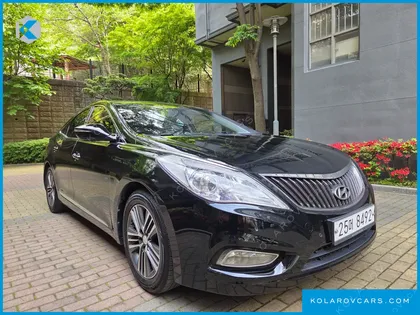 HYUNDAI GRANDEUR HG240 MODERN