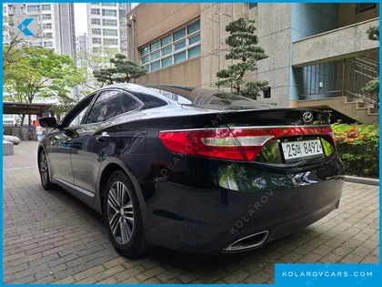 HYUNDAI GRANDEUR HG240 MODERN