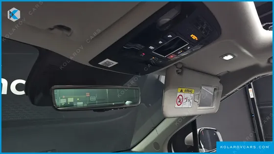 KIA CARNIVAL DIESEL 9-SEATER NOBLESSE