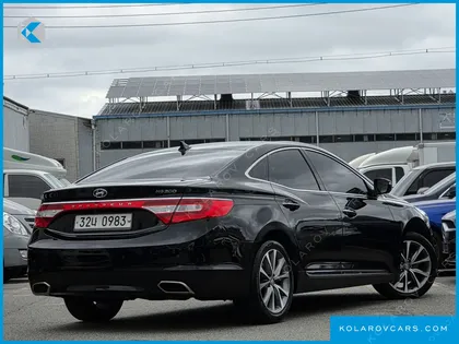 HYUNDAI GRANDEUR HG300 EXCLUSIVE