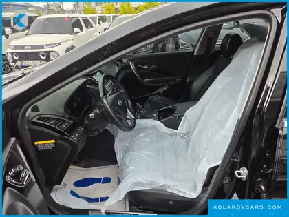 HYUNDAI GRANDEUR HG300 EXCLUSIVE