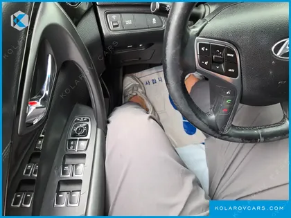 HYUNDAI GRANDEUR HG300 EXCLUSIVE
