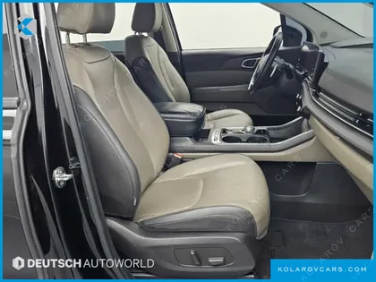 KIA CARNIVAL DIESEL 9-SEATER NOBLESSE