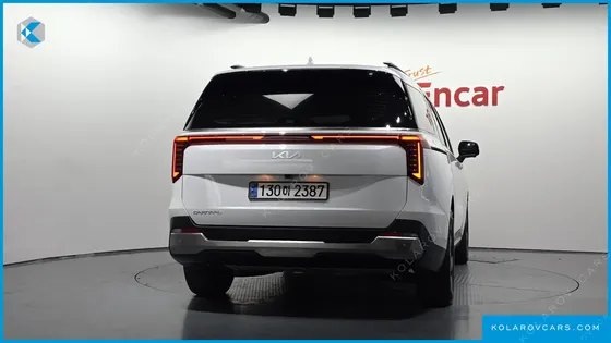 KIA CARNIVAL DIESEL 9-SEATER SIGNATURE