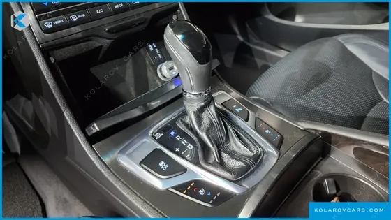 HYUNDAI GRANDEUR HG300 PREMIUM