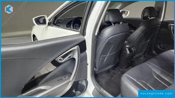 HYUNDAI GRANDEUR HG300 PREMIUM