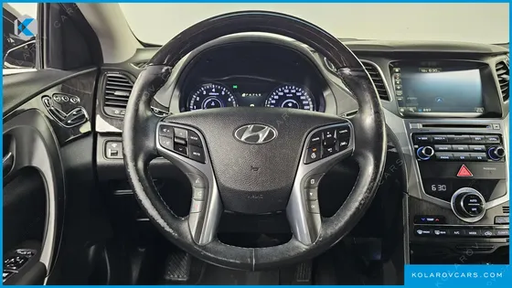 HYUNDAI GRANDEUR HG240 MODERN