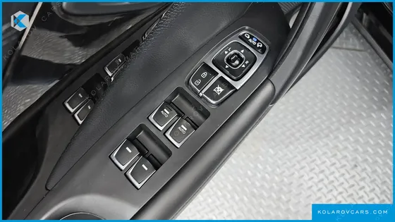 HYUNDAI GRANDEUR HG300 PREMIUM COLLECTION