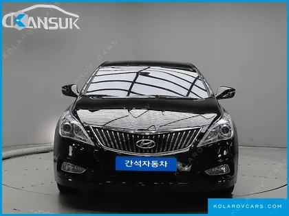 HYUNDAI GRANDEUR HG240 MODERN