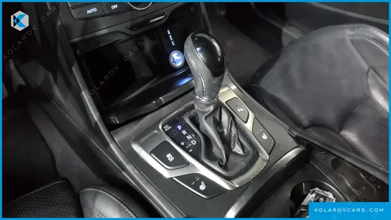 HYUNDAI GRANDEUR HG240 MODERN
