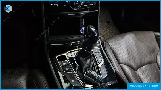 HYUNDAI GRANDEUR HG330 CELEBRITY