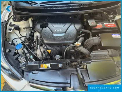 HYUNDAI ELANTRA (AVANTE) 1.6 GDI MODERN