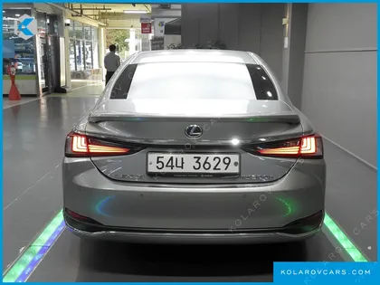 LEXUS ES EXECUTIVE