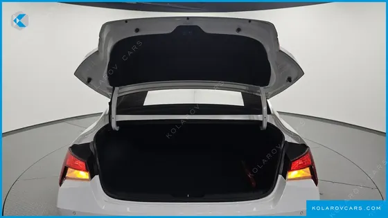 HYUNDAI ELANTRA (AVANTE) SMART