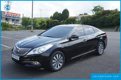 HYUNDAI GRANDEUR PREMIUM