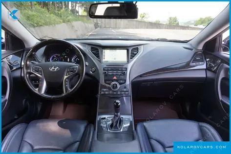 HYUNDAI GRANDEUR PREMIUM