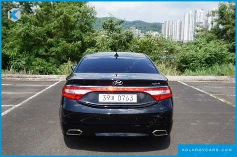 HYUNDAI GRANDEUR PREMIUM