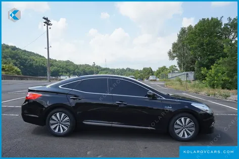 HYUNDAI GRANDEUR PREMIUM